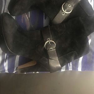 Platform, Ankle Bootie W/ 11
